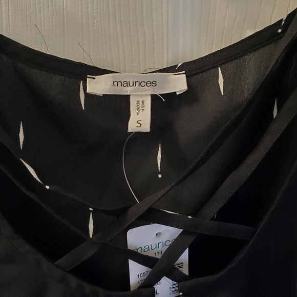🆕️ NWT Maurices Tank with criss cross front - Picture 3 of 5